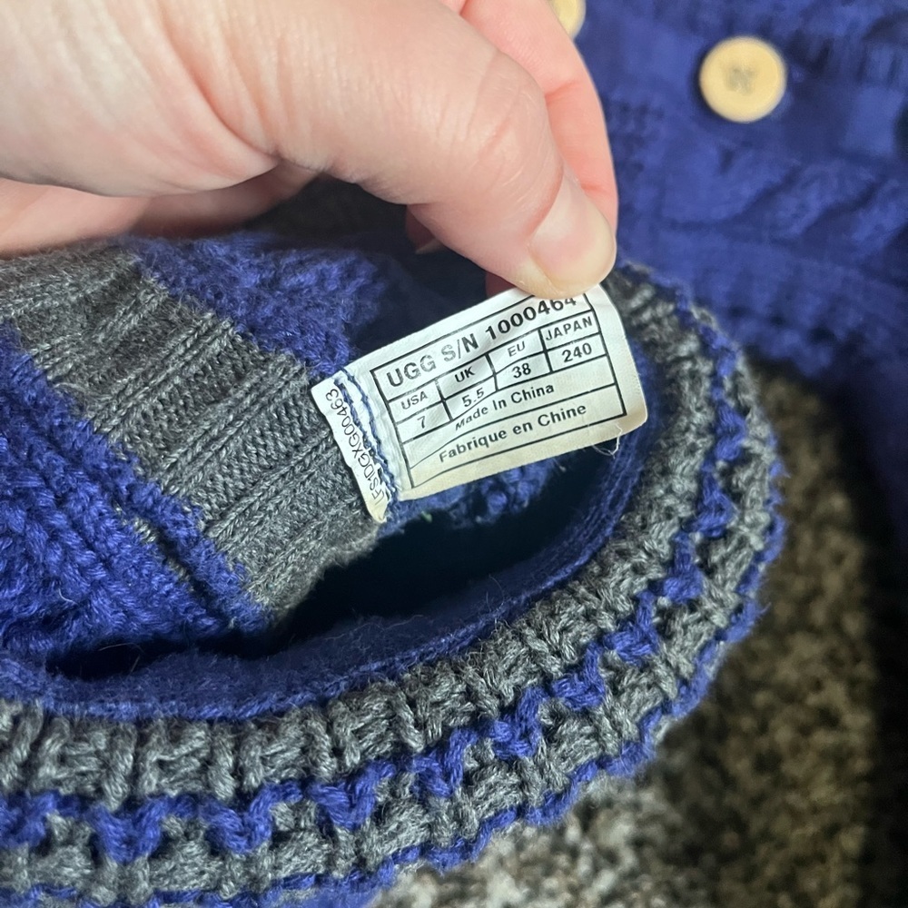KNIT UGGS - Picture 5 of 7